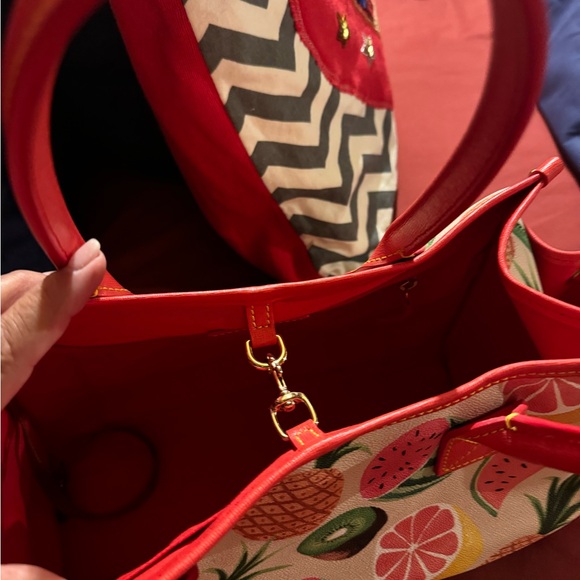 Handbag - Picture 5 of 8